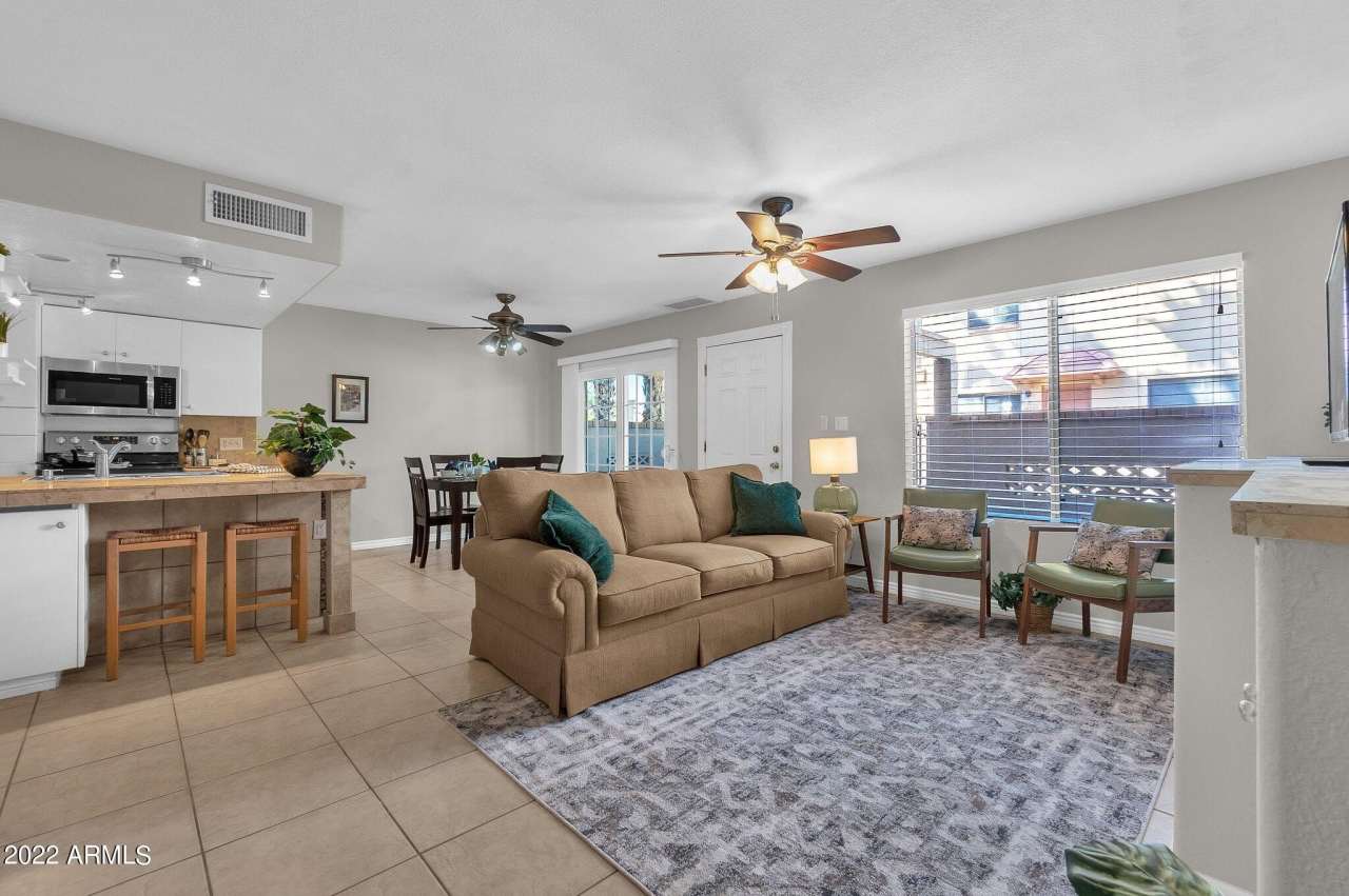 14247 N BOXWOOD Lane