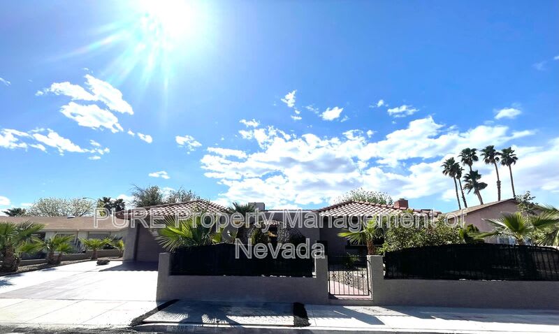 5385 Ravendale Circle