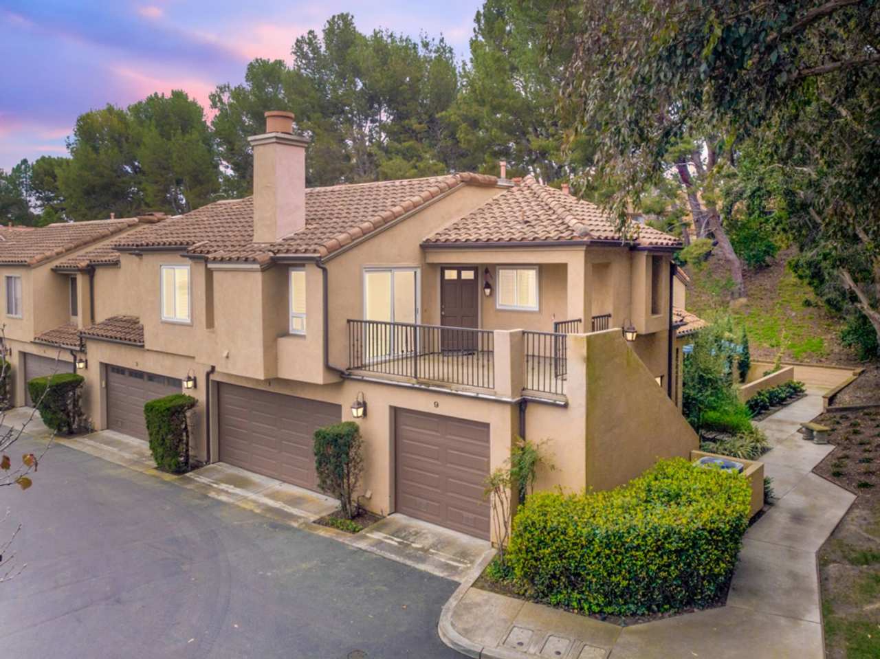 Corsica Villas: Upper 2 Bedroom 1 Bath Condo