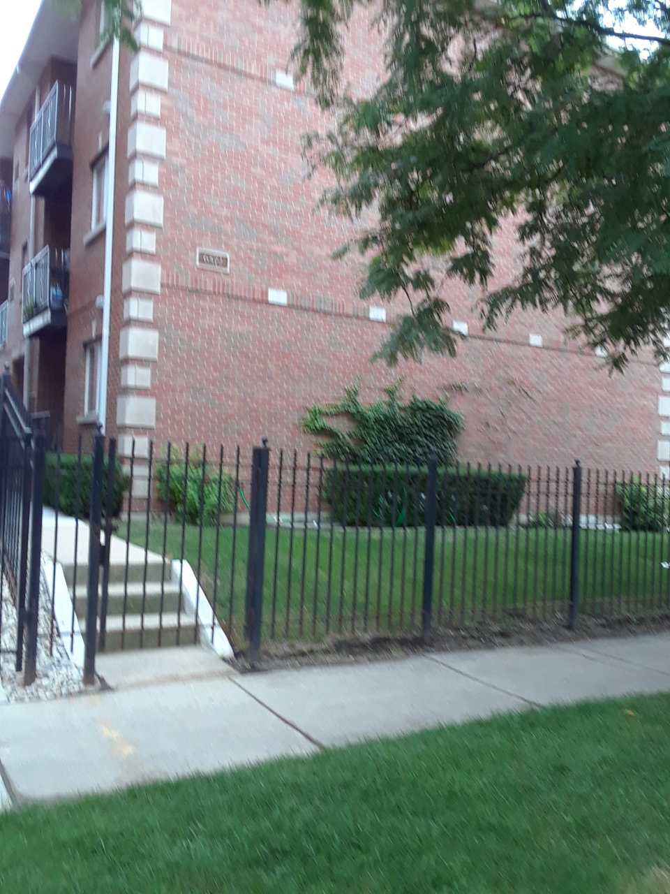 6572 N Northwest Hwy