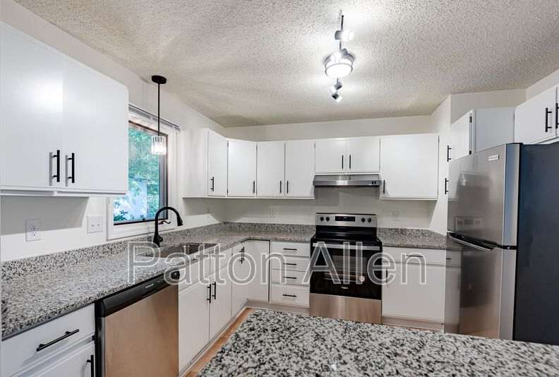 112 Glenn Bridge Road