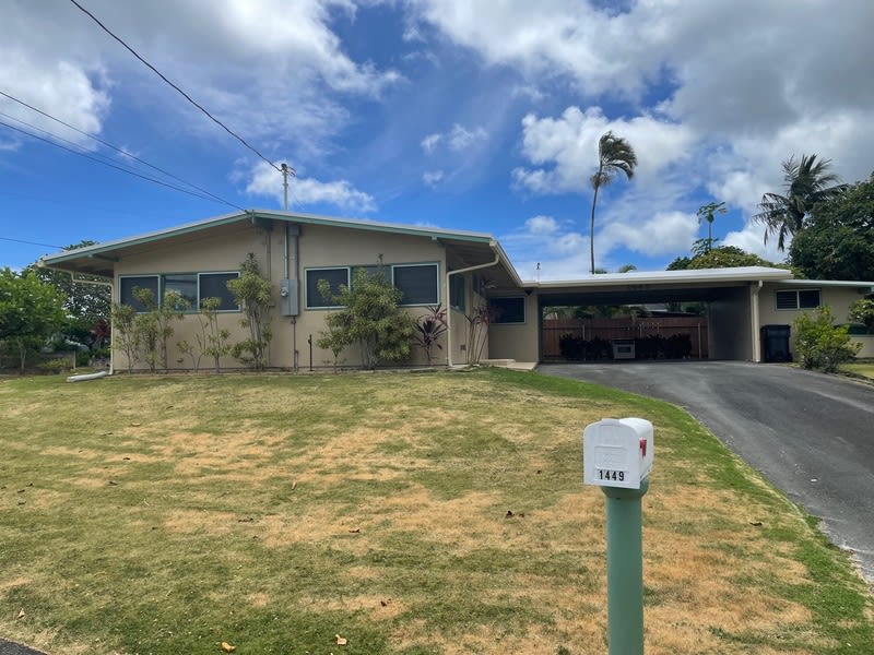 1449 Ulupuni Street
