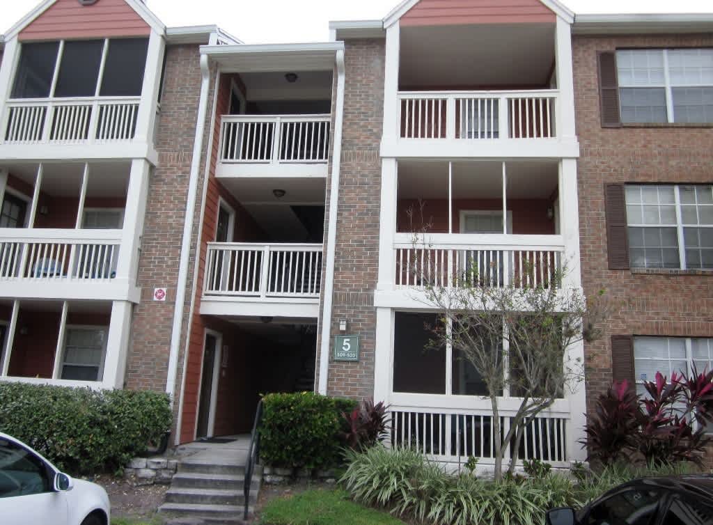 2 bedroom 2 bathroom with washer and dryer in Vantage Point