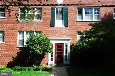 1905 N RHODES STREET