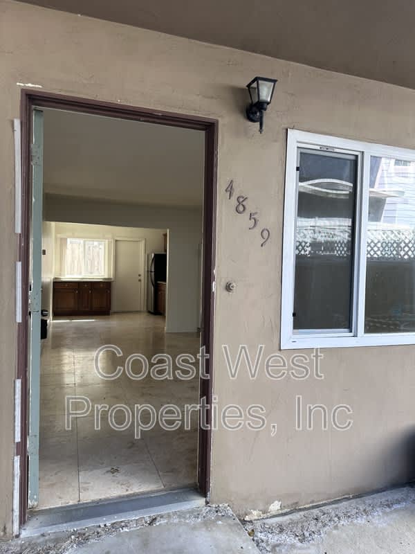 4859 Naragansett Ave