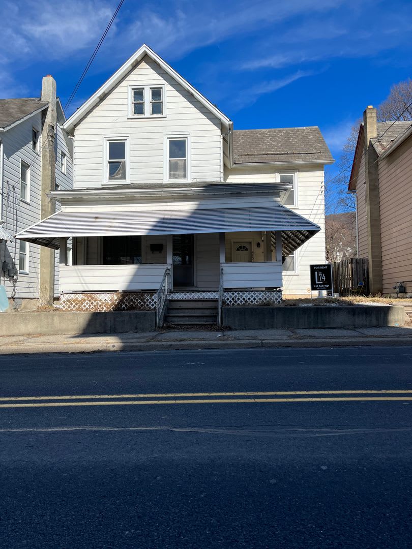 Charming 3 Bedroom House in Pen Argyl