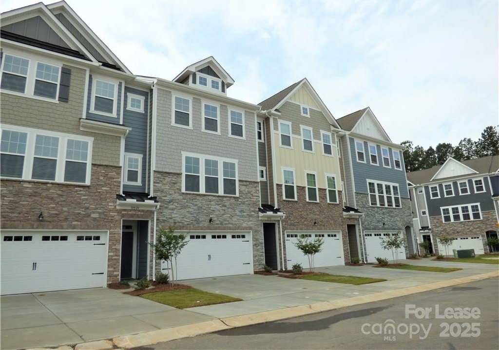 18016 Ardrey Grove Place