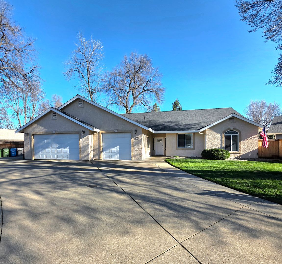 4 BED 2 BATH WITH BONUS ROOM