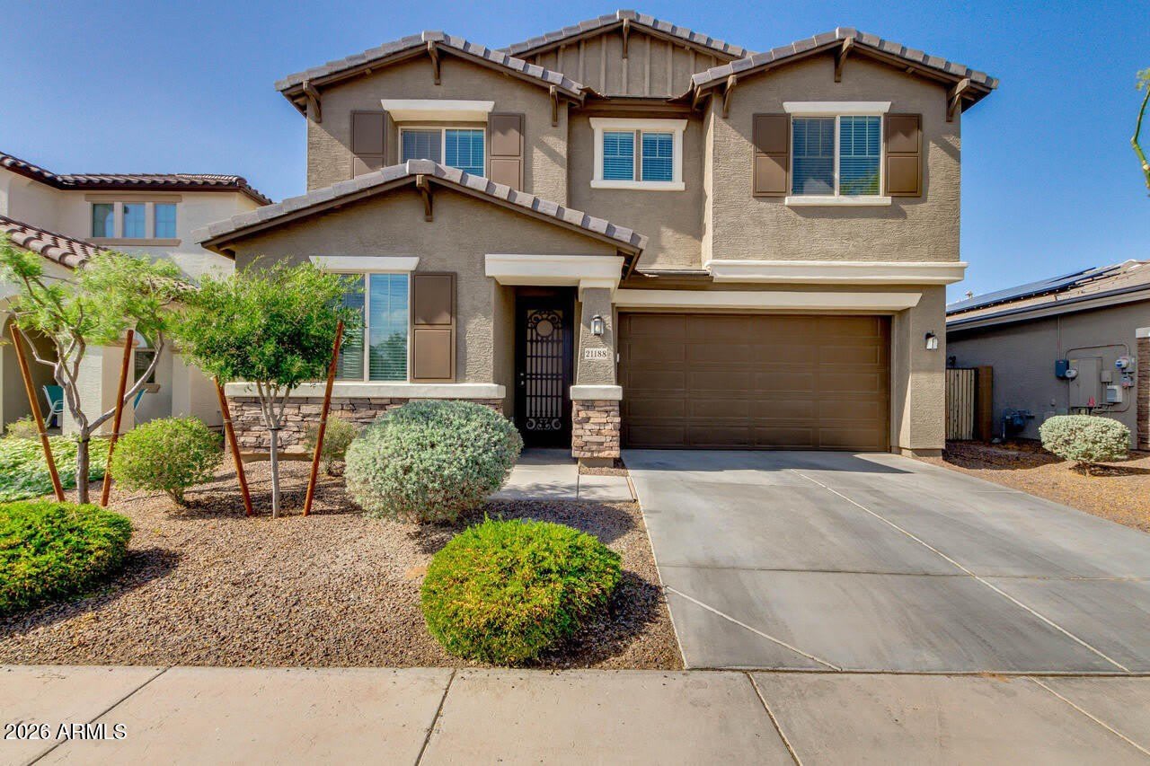 21188 W ALMERIA Road