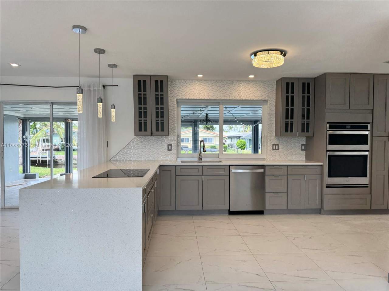 6311 NE 20th Way, Fort Lauderdale, FL 33308