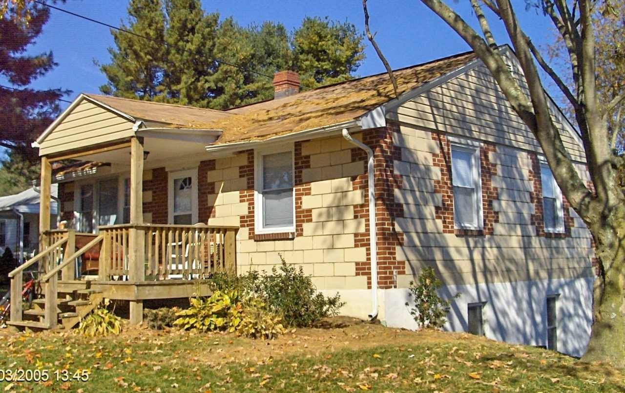 3 Bedroom, 2 Bath House