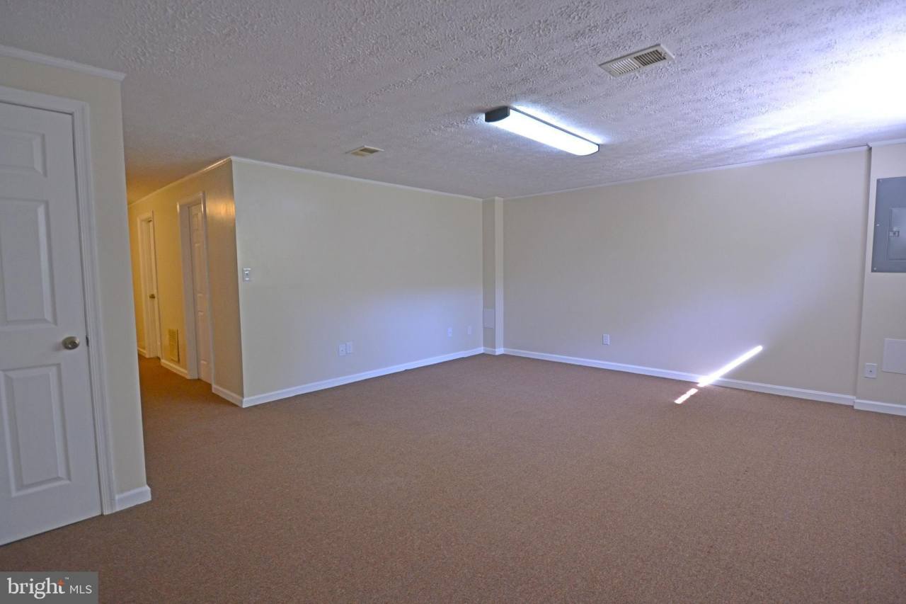 22426 GREENVIEW COURT