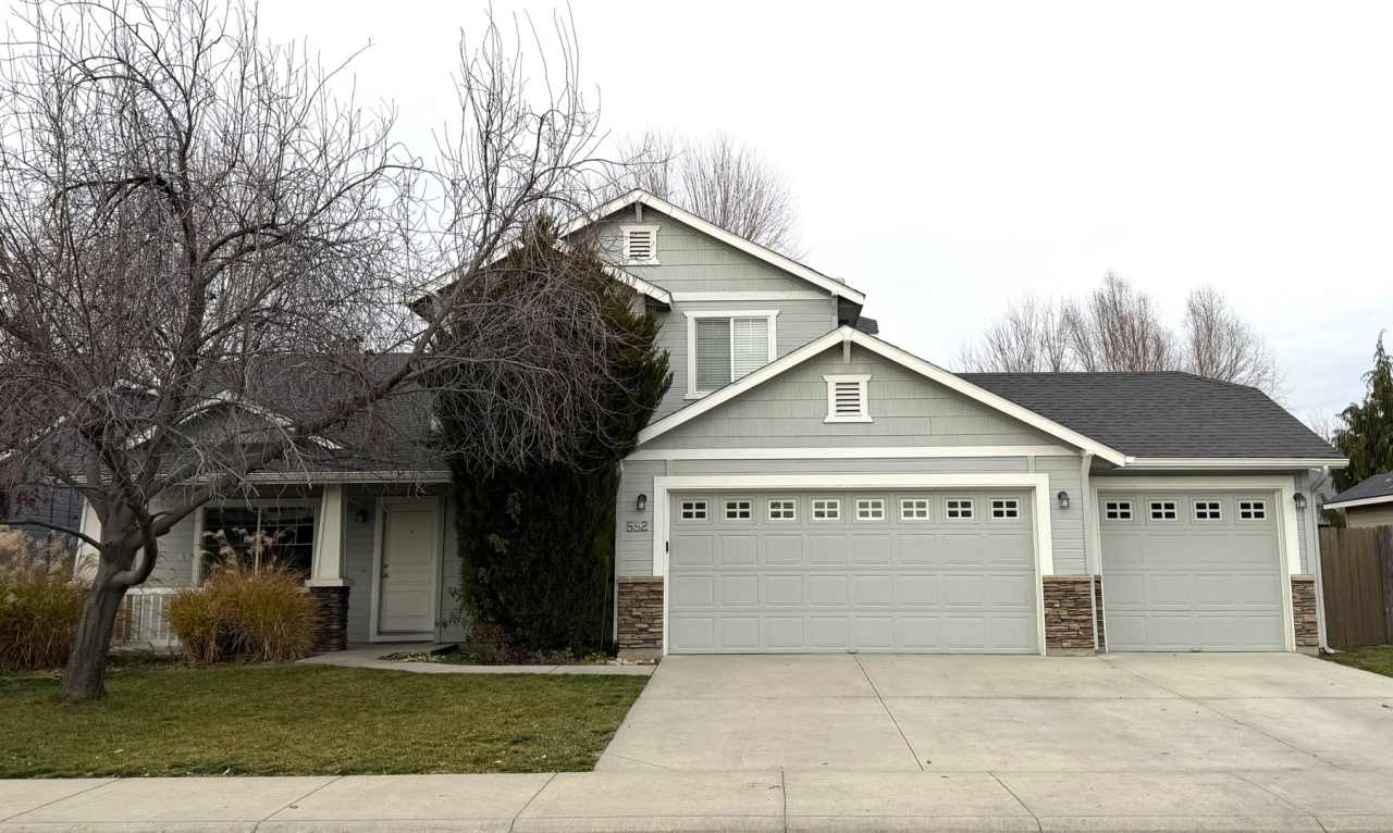 Perfect 4 bed 2.5 ba home in the desirable Sundance Subdiv. off McMillan  Meridian Rd.