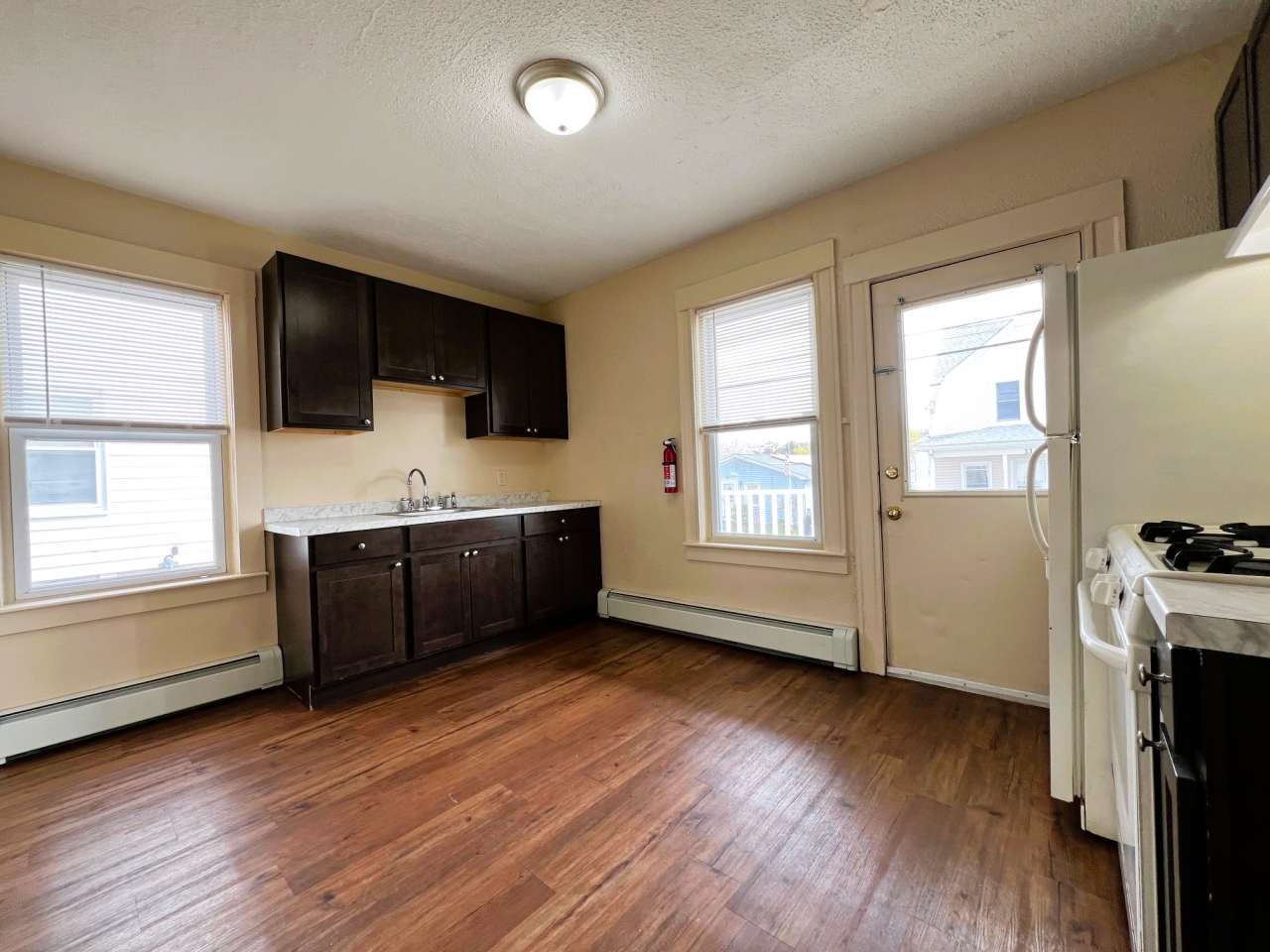 30 Chalapa Avenue 1F