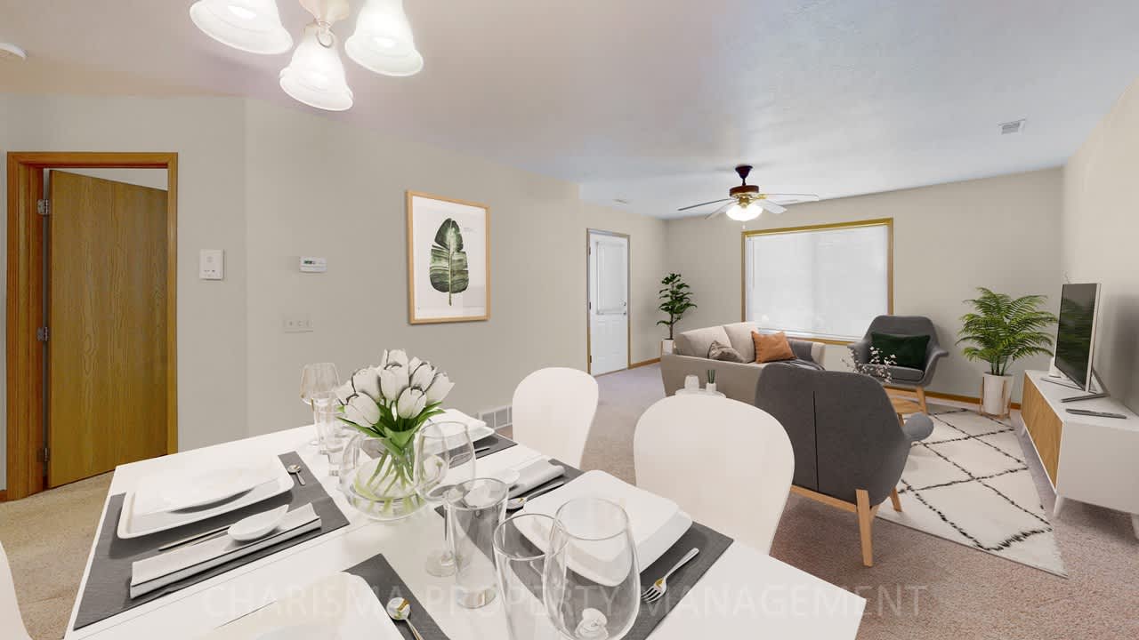 906 North Western Avenue