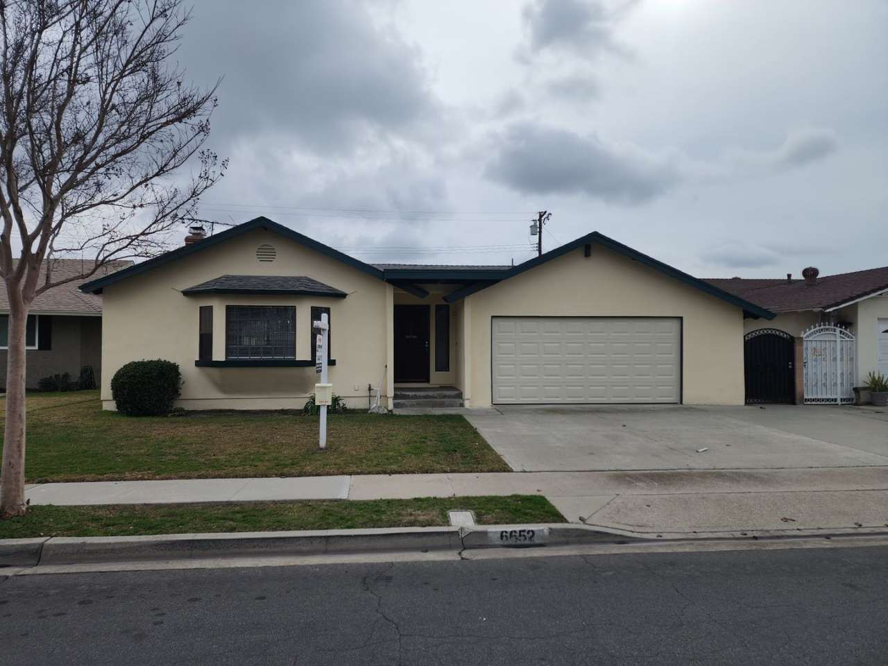 Large 3 Bedroom 2 Bath Home,