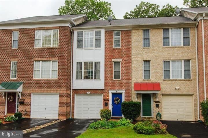 1618 S TAYLOR Street