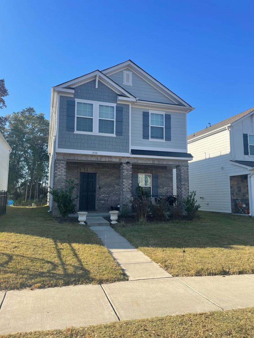 Warm  Welcoming Home in the Heart of Pineville!