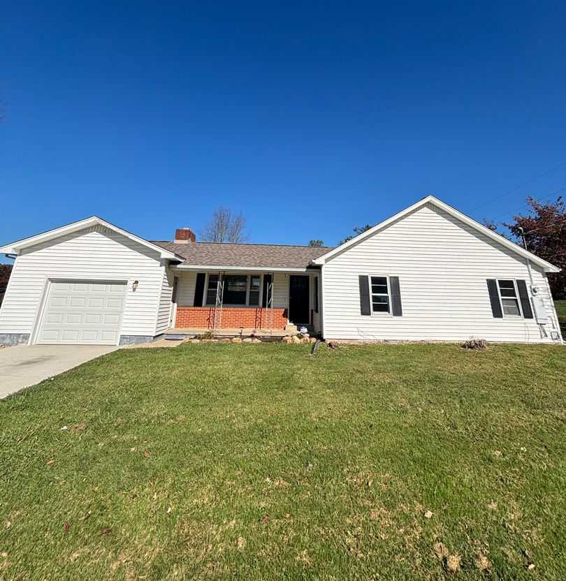 Newly Remodeled rancher in Halls coming soon!!!