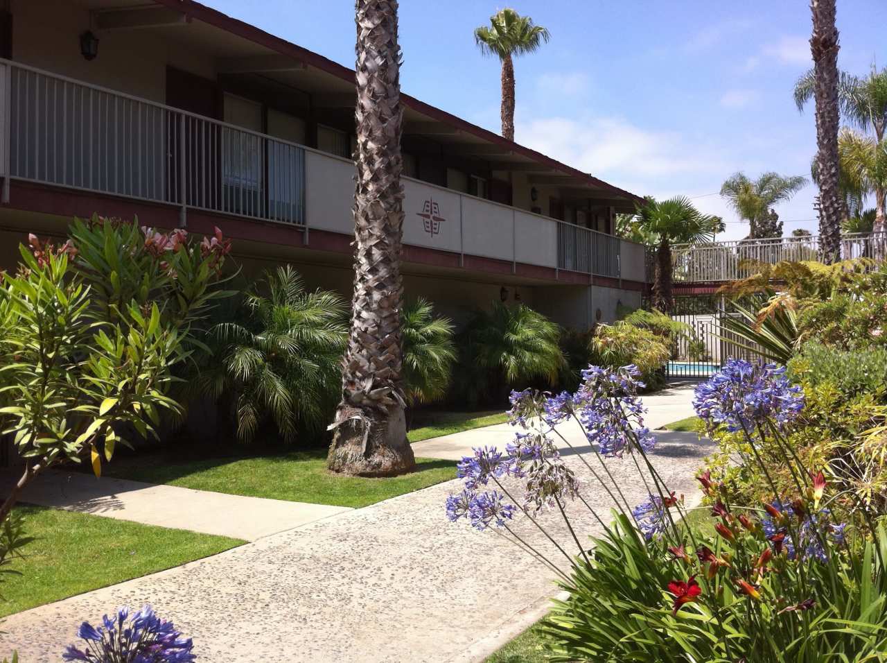 795 North Bellflower Boulevard