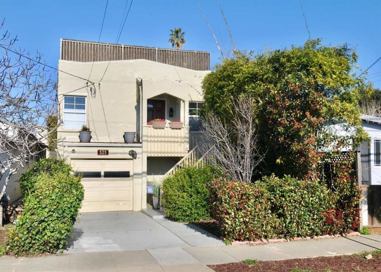 Executive style living with excellent location! 525 9th Ave