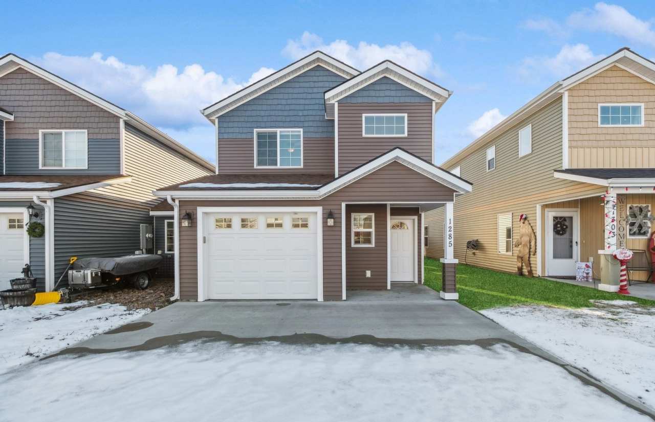 Adorable 3 bedroom. 2.5 bathTownhome in Columbia Falls