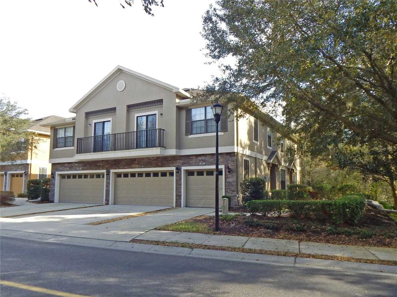 16411 KINGLETRIDGE AVENUE