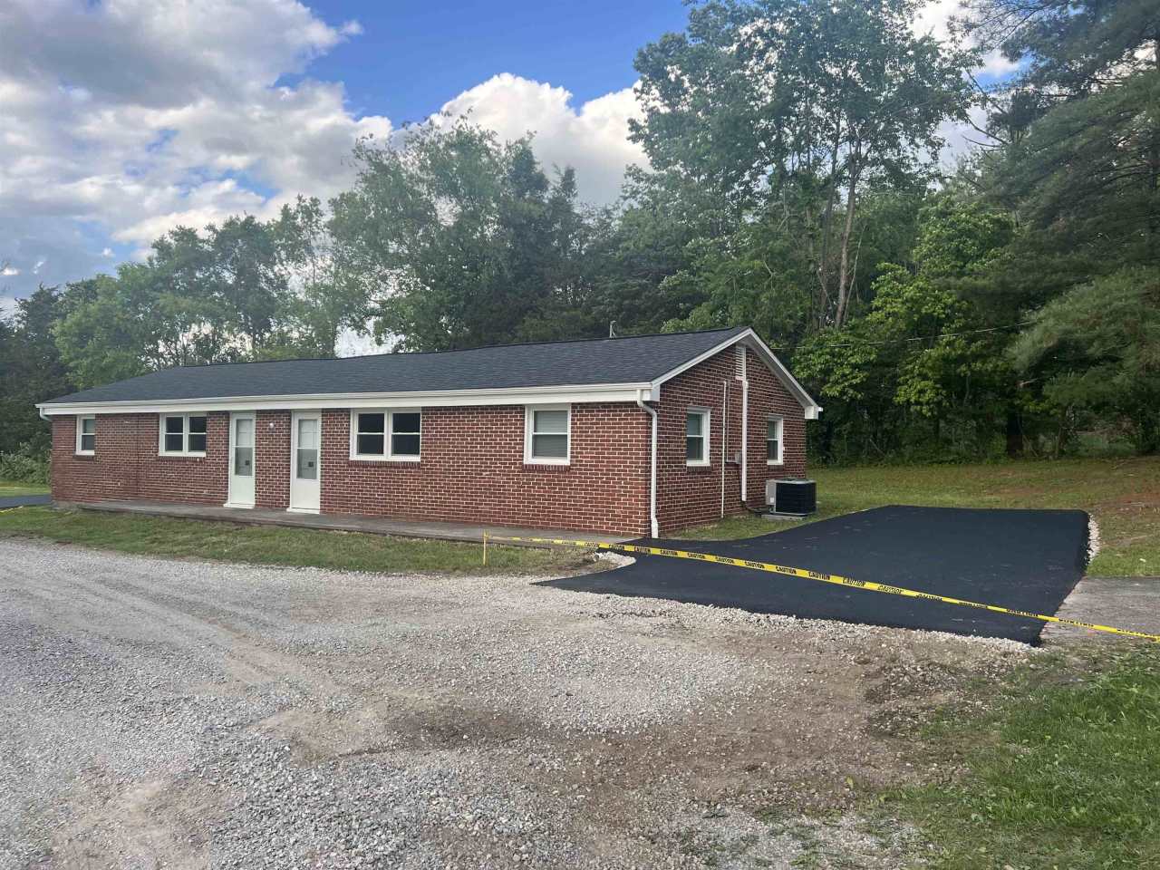 172 Victoria Lane