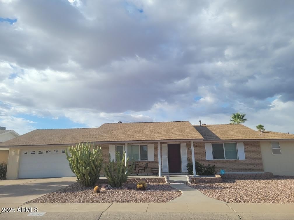 10544 W CHERYL Drive