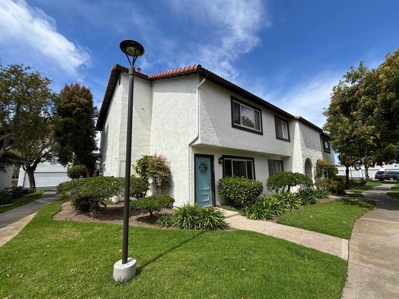 Oxnard | Mandalay Beach Townhome | 3 Bed + 2 Bath Condo | 3127 Kelp Lane