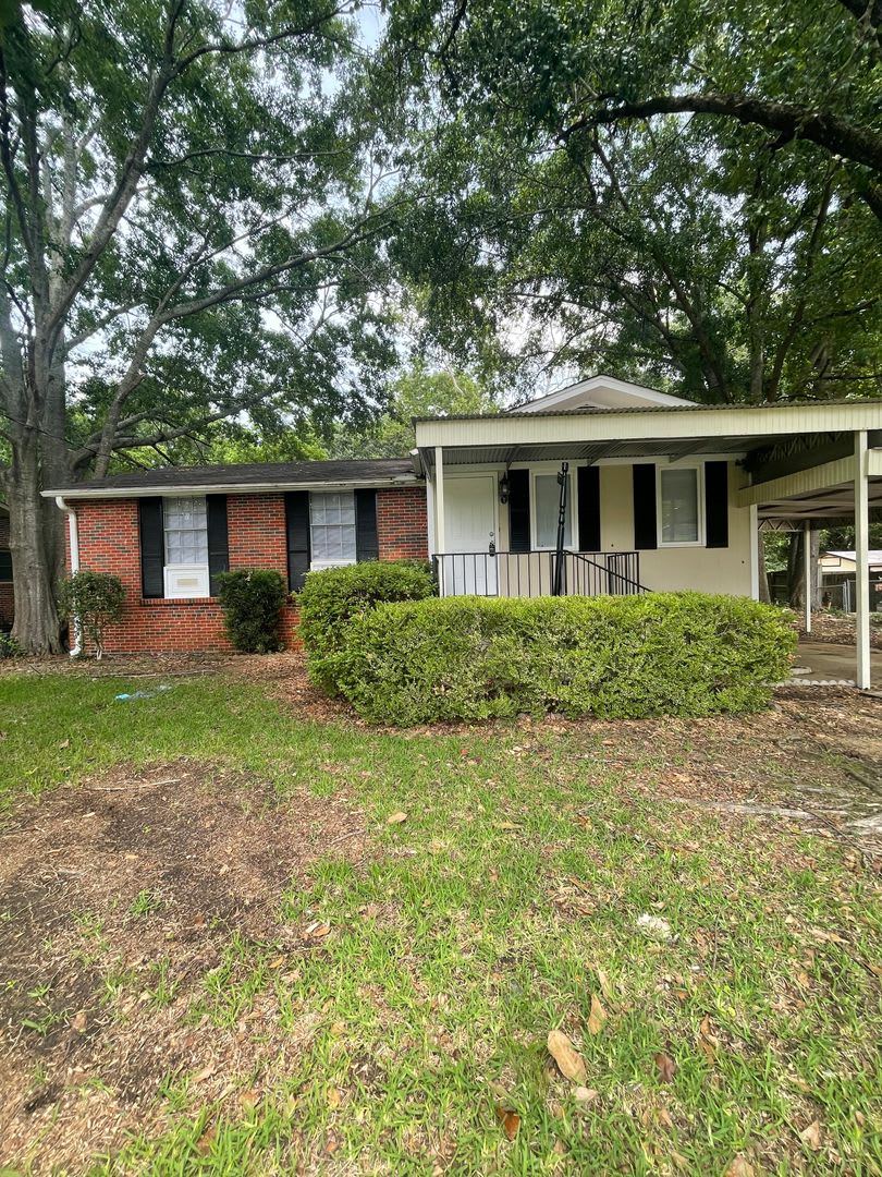 New Listing! 1149 Noremac Rd Montgomery, AL 36109-5009