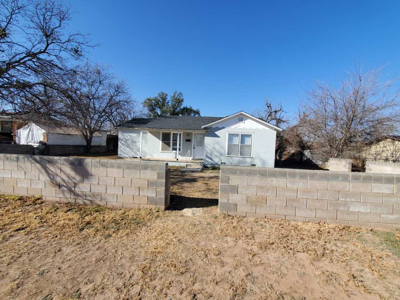 Beautiful 3 bedroom 1 bath home AVAILABLE SOON!