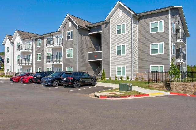 16001 Rushmore Ave Unit C11