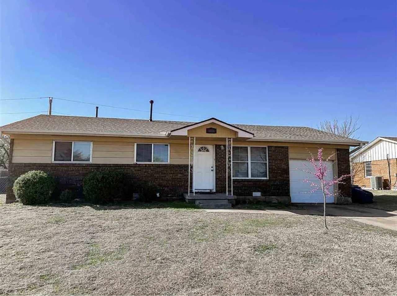 4406 NW Denver - HOT New Listing!!