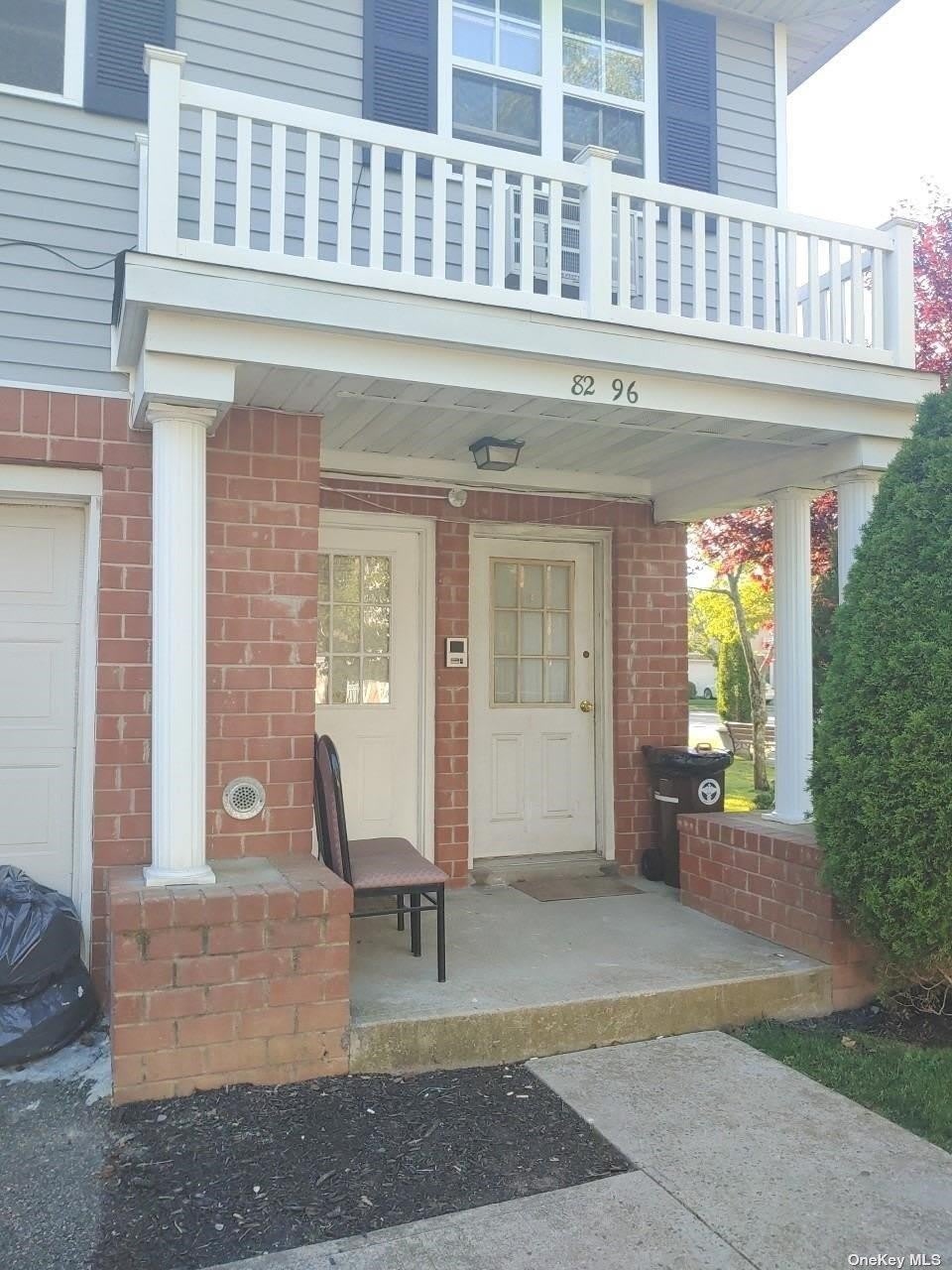 82-96 Country Pointe Circle