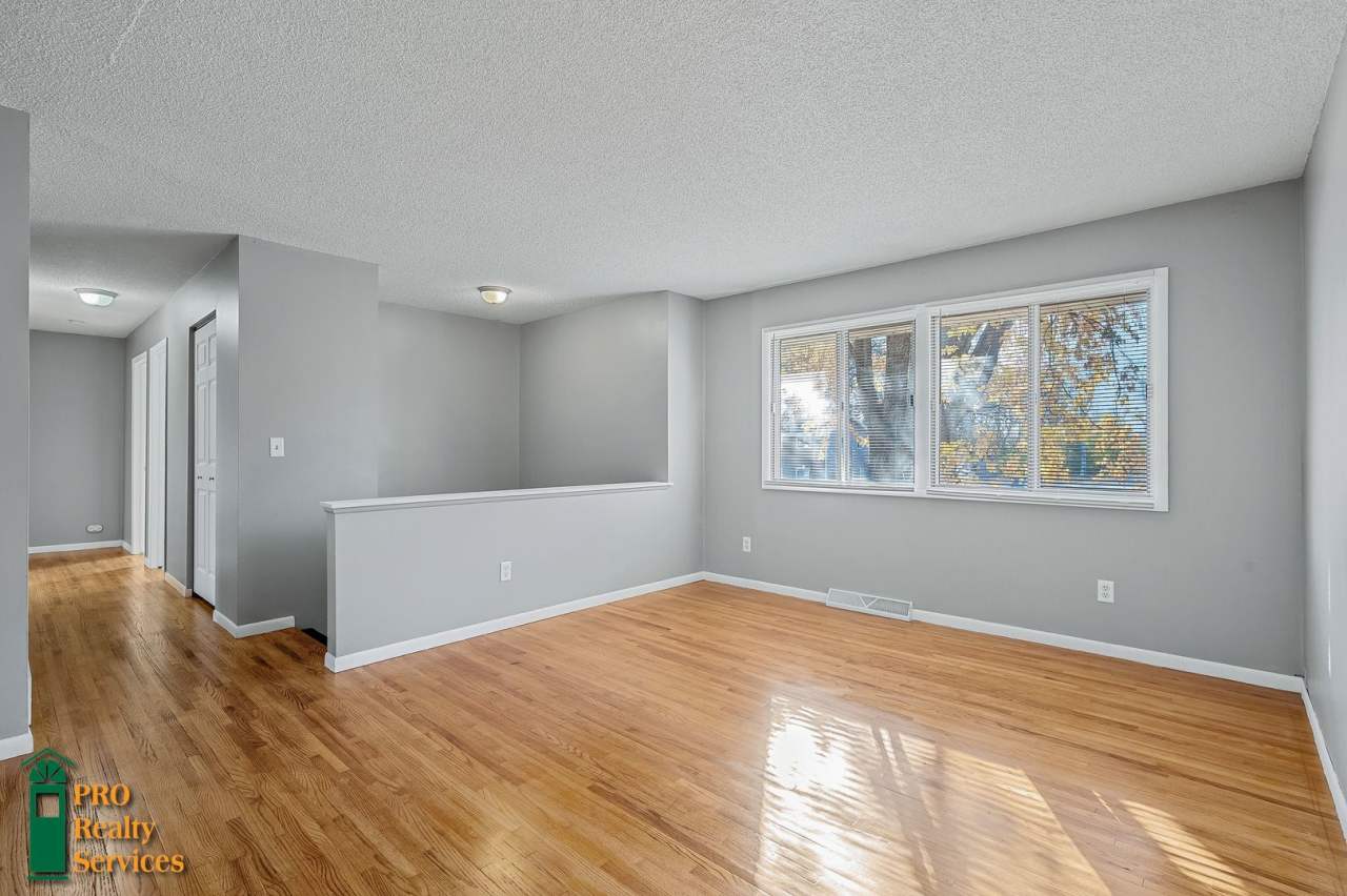 4 Bedroom Home in Anoka