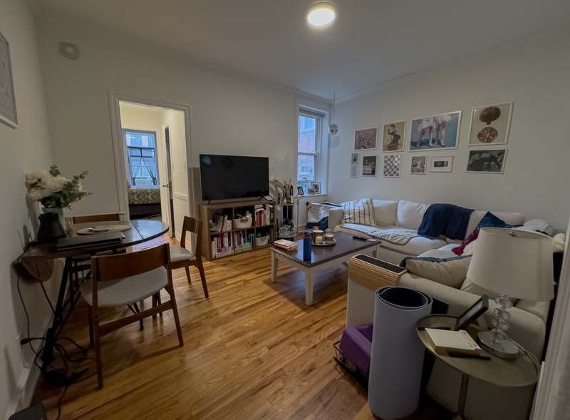 336 Lombard Street - 113