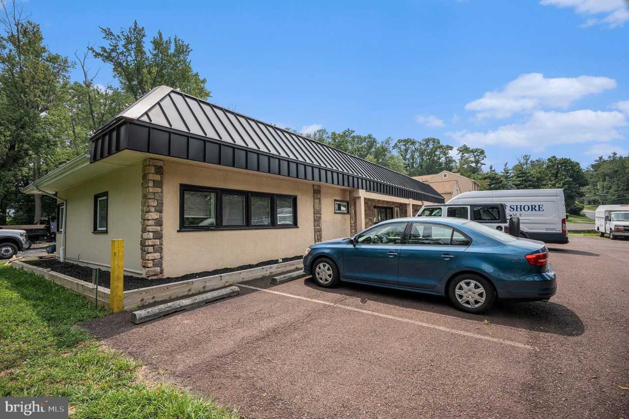 2425 BLAIR MILL Road unit: C