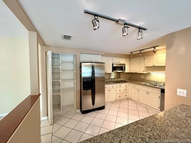200 SE Four Winds Drive unit: 210