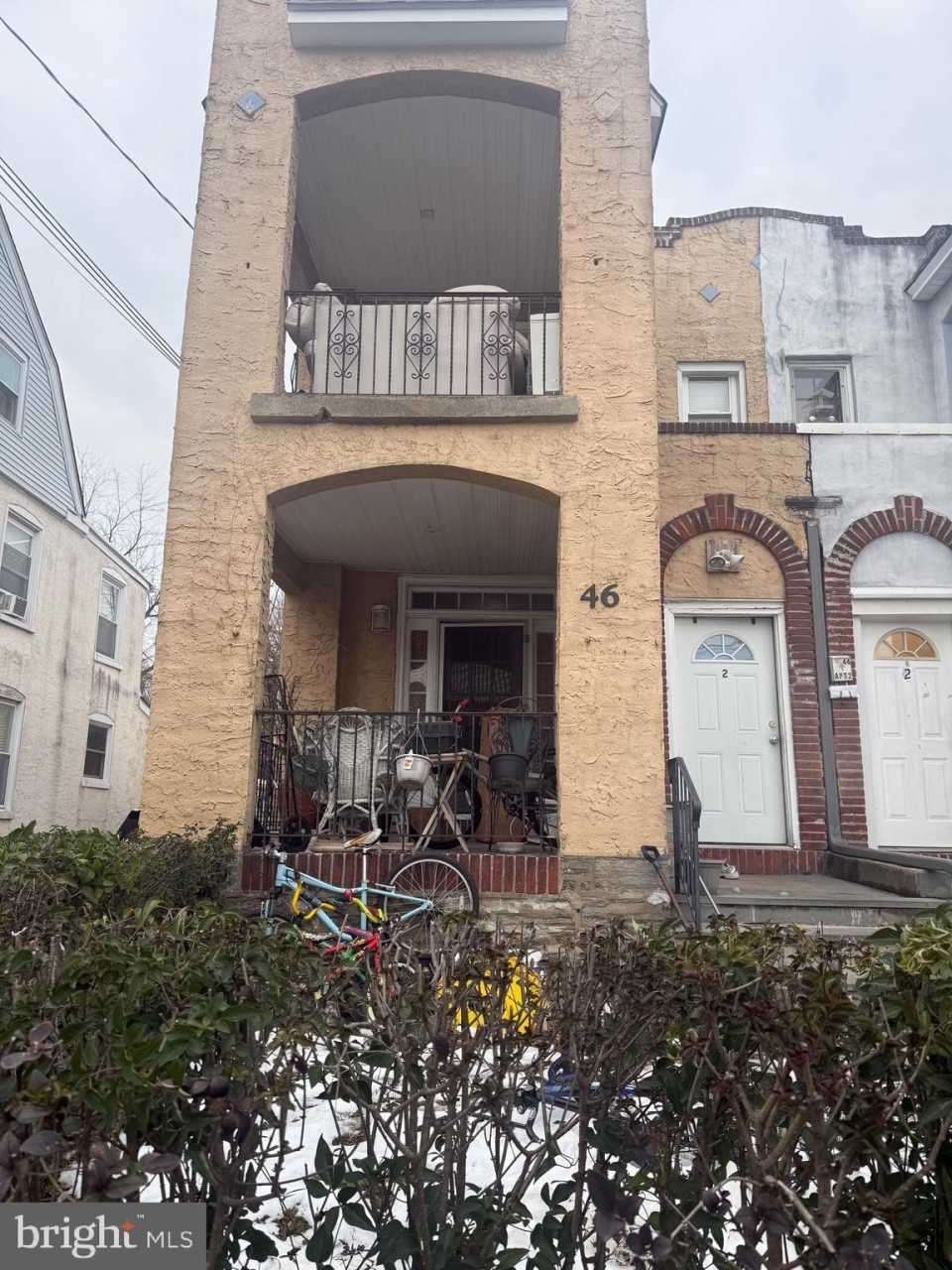 46 HOLLAND Avenue unit: 2Nd Floor