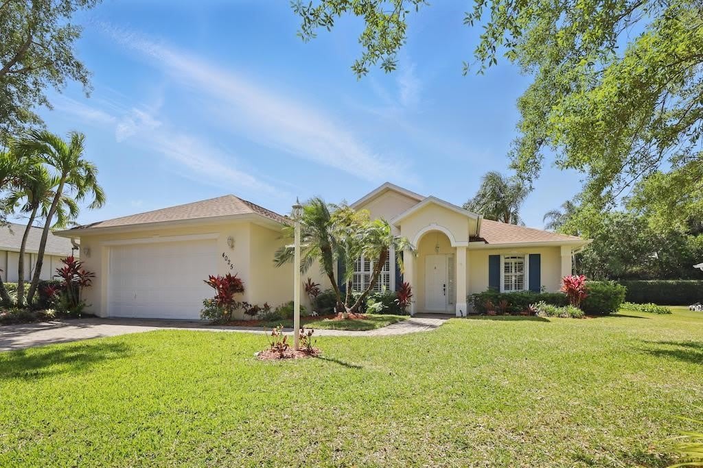 4025 Chablis Street SW