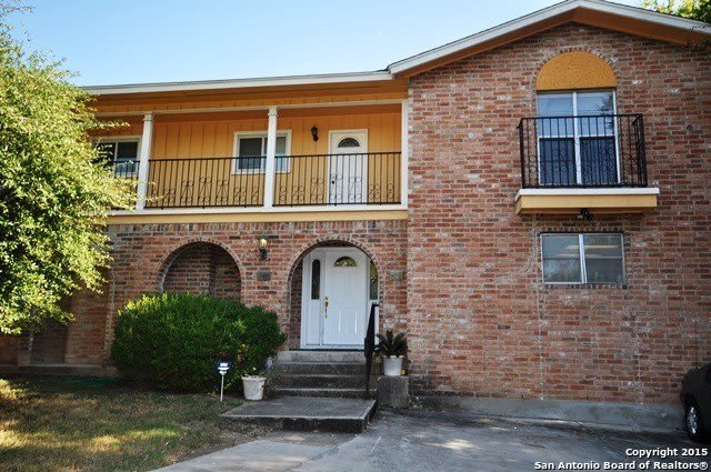 308 Altgelt Ave