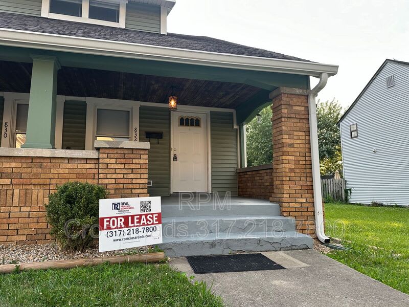 832 N California Street