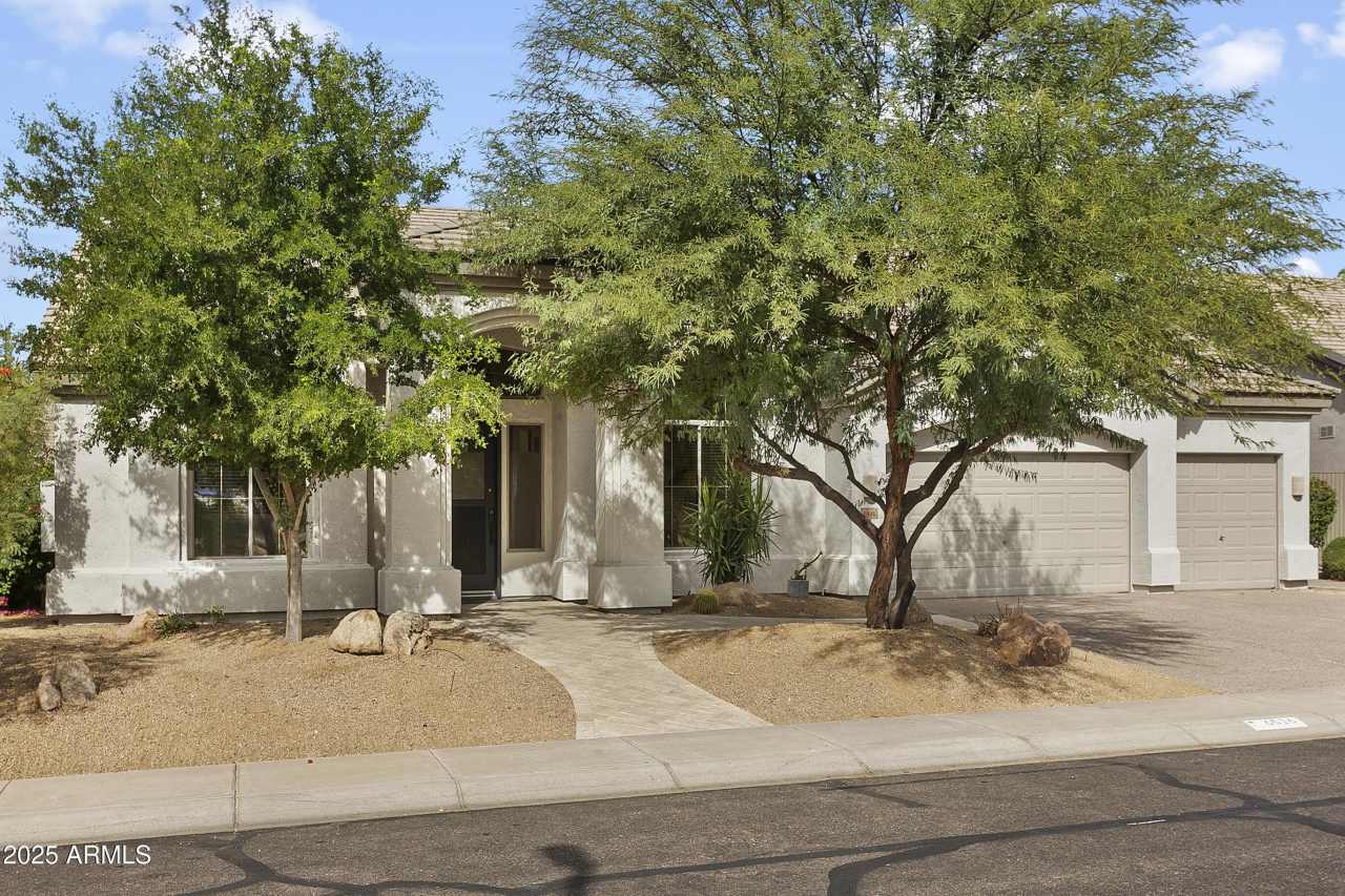 6516 E Montreal Place