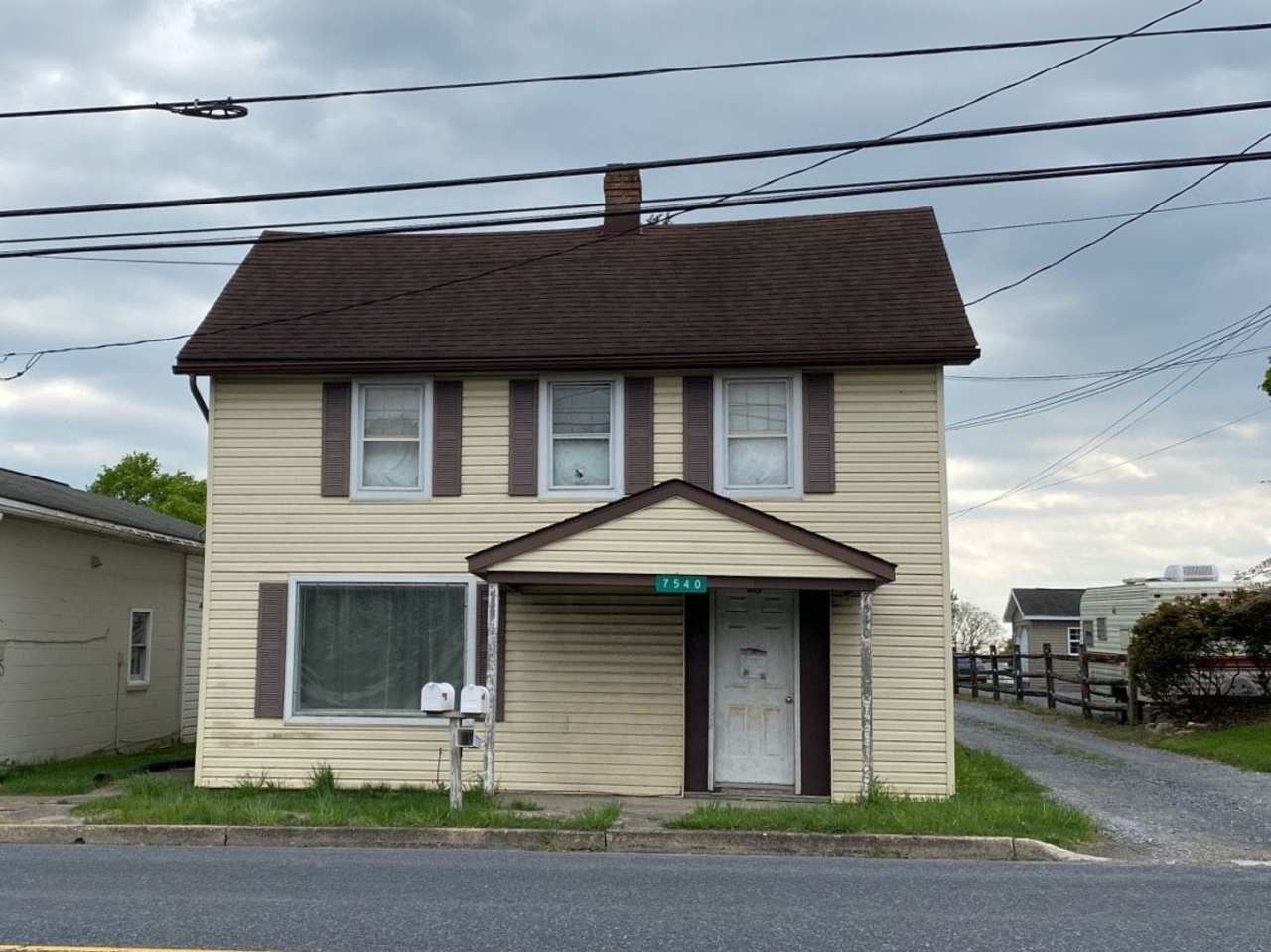 7540 Lincoln Way West