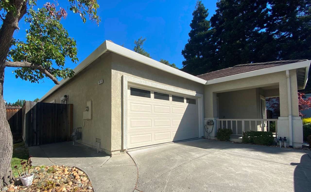 5018 Michaelangelo Court - Green Valley