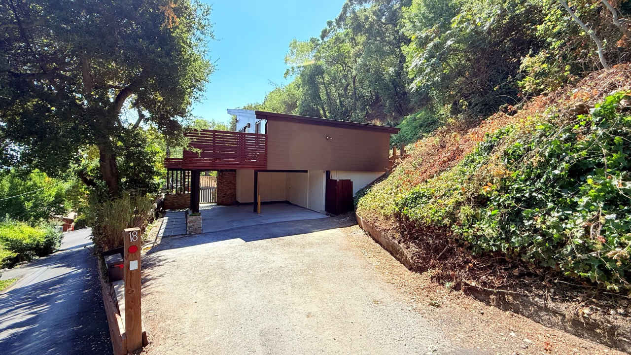 18 South Trl, Orinda - Move In Special