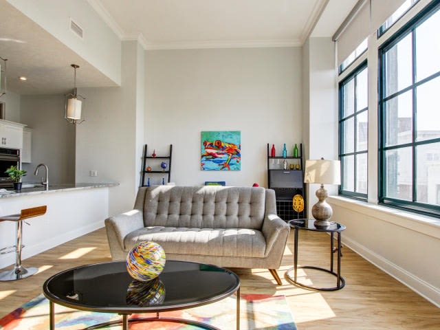 1228 Euclid Ave Unit E11