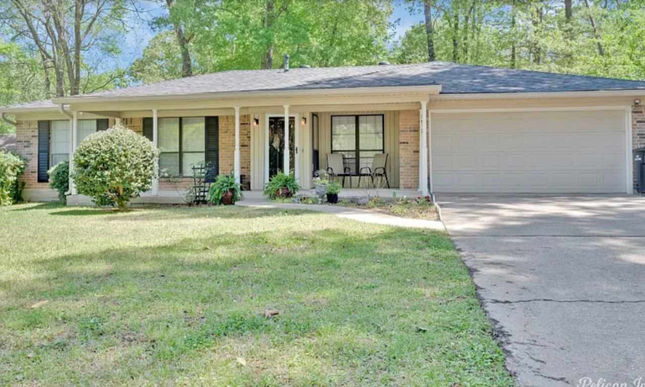 New To The Market in HAUGHTON!