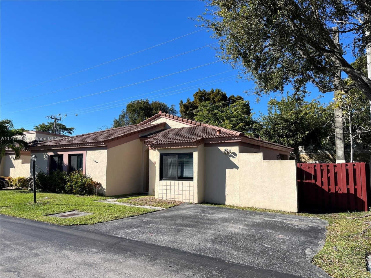 8901 SW 4th Ter